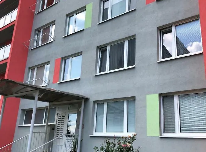 Jedenast.sk, Námestie Kozmonautov 5 Apartamento